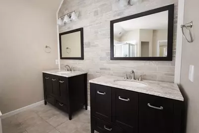 2516 Fairway View Drive, Burleson, TX 76028 - Photo 7