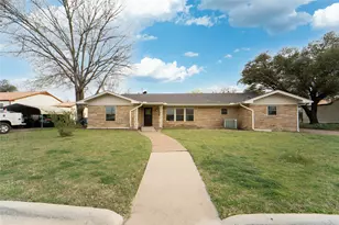 1405 W Wheeler St, Breckenridge, TX 76424 - Photo 1