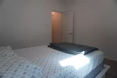 2046 Hollowcreek Trail, Lewisville, TX 75010 - Photo 17