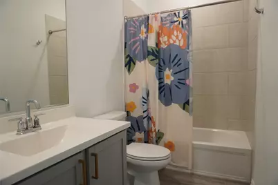 2046 Hollowcreek Trail, Lewisville, TX 75010 - Photo 19