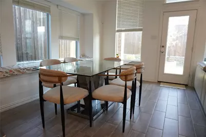 2046 Hollowcreek Trail, Lewisville, TX 75010 - Photo 11