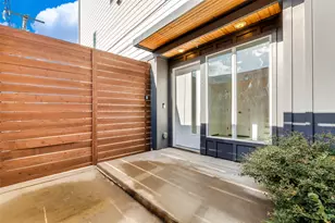 1505 N Garrett Ave, Dallas, TX 75206 - Photo 1