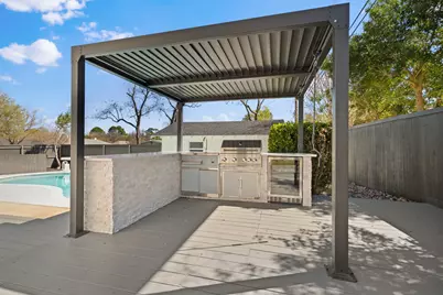 2619 Peninsula Drive, Grapevine, TX 76051 - Photo 31