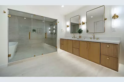 2619 Peninsula Drive, Grapevine, TX 76051 - Photo 19