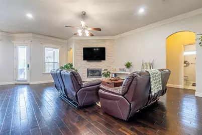 2826 Willow Ridge Circle, Granbury, TX 76049 - Photo 7
