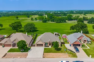 2826 Willow Ridge Cir, Granbury, TX 76049 - Photo 39