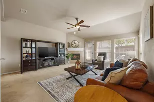 8492 Liverpool Ln, Frisco, TX 75036 - Photo 9