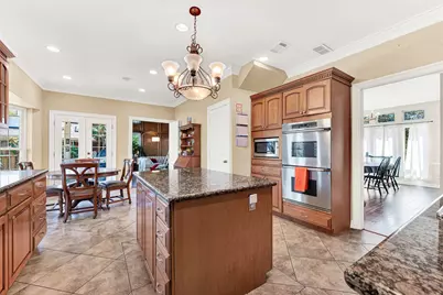 1817 Edgewater Drive, Plano, TX 75075 - Photo 9