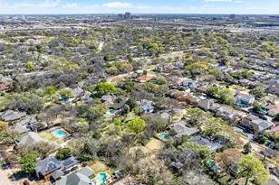 1817 Edgewater Dr, Plano, TX 75075 - Photo 33