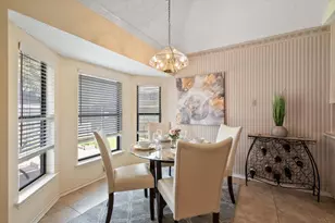 2207 Hunter View Ct, Arlington, TX 76013 - Photo 9