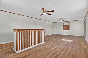 614 Bellevue Dr, Cleburne, TX 76033 - Photo 33