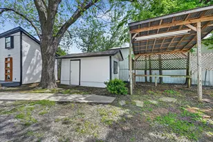 614 Bellevue Dr, Cleburne, TX 76033 - Photo 29