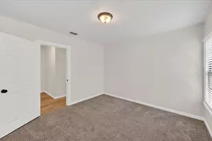 614 Bellevue Dr, Cleburne, TX 76033 - Photo 25