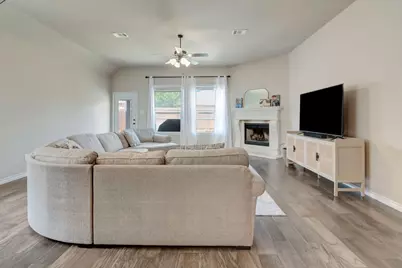 324 Sugar Creek Lane, Saginaw, TX 76131 - Photo 15