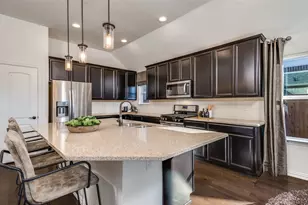 1040 Clayton St, Aubrey, TX 76227 - Photo 7