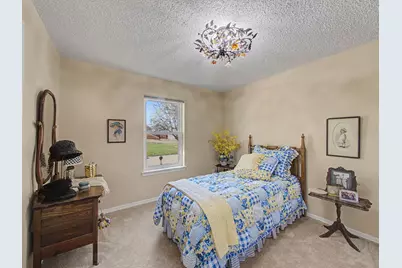 524 Estate Drive, Grand Prairie, TX 75052 - Photo 11