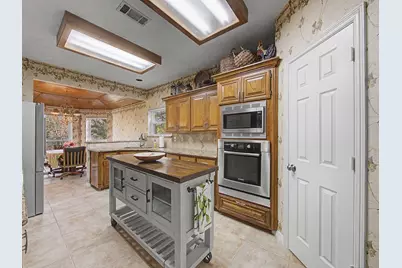 524 Estate Drive, Grand Prairie, TX 75052 - Photo 5