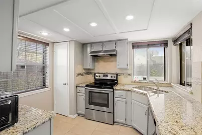 2736 Meadow Harvest Lane, Dallas, TX 75237 - Photo 5