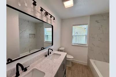 1153 Tracy Lane, Lancaster, TX 75134 - Photo 7