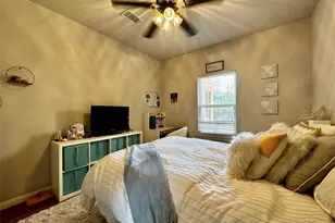 2227 S 3rd St, Waco, TX 76706 - Photo 9