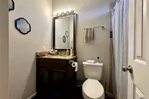 2227 S 3rd St, Waco, TX 76706 - Photo 11