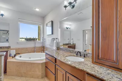 4041 Winsor Drive, Farmers Branch, TX 75244 - Photo 19