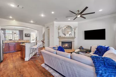 4041 Winsor Drive, Farmers Branch, TX 75244 - Photo 9