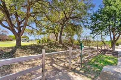 4041 Winsor Drive, Farmers Branch, TX 75244 - Photo 25