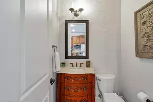 4041 Winsor Dr, Farmers Branch, TX 75244 - Photo 15