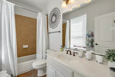 4041 Winsor Drive, Farmers Branch, TX 75244 - Photo 21