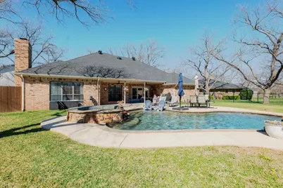 6105 Bontura Court, Granbury, TX 76049 - Photo 37
