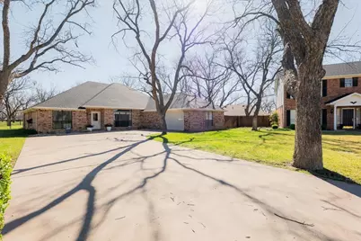 6105 Bontura Court, Granbury, TX 76049 - Photo 1