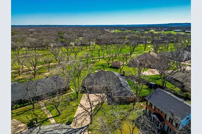 6105 Bontura Court, Granbury, TX 76049 - Photo 7