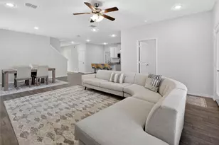 8125 Danny Scarth Ln, Fort Worth, TX 76120 - Photo 13