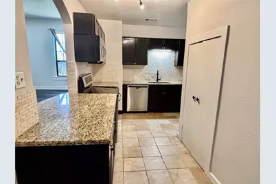 1910 N Carroll Avenue, Dallas, TX 75204 - Photo 7