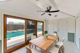 204 Willowcrest Dr, Garland, TX 75040 - Photo 17