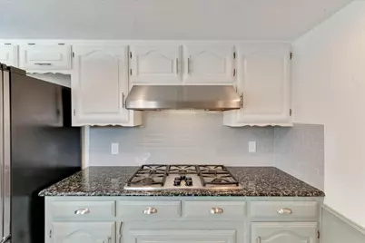 204 Willowcrest Drive, Garland, TX 75040 - Photo 15