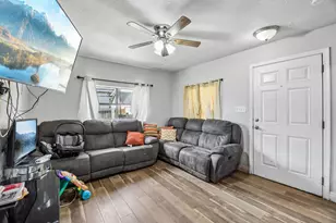 2248 Cooper St, Dallas, TX 75215 - Photo 3