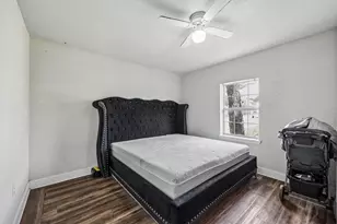 2248 Cooper St, Dallas, TX 75215 - Photo 9