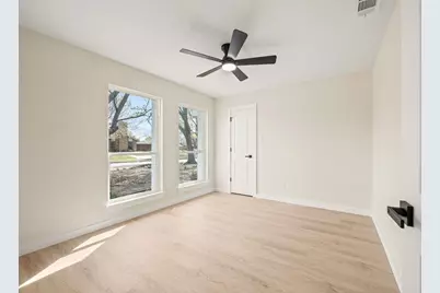 1934 Vista Oaks Drive, Carrollton, TX 75007 - Photo 15