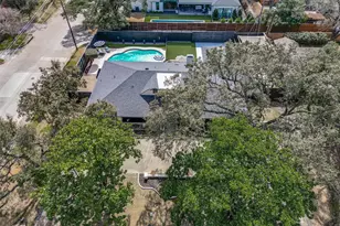 4558 Shady Hill Dr, Dallas, TX 75229 - Photo 25