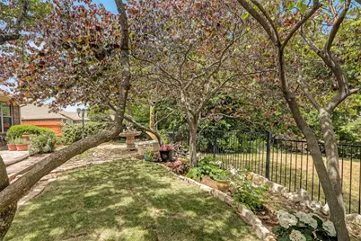 204 Waterfront Drive, McKinney, TX 75071 - Photo 33