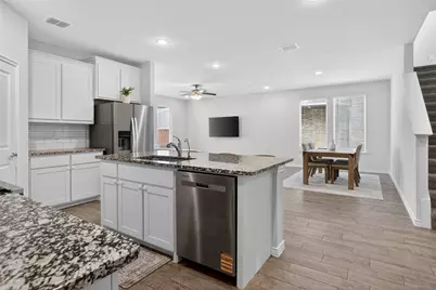 8125 Danny Scarth Lane, Fort Worth, TX 76120 - Photo 7