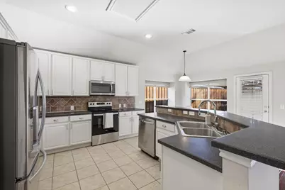 7716 Ravenhill Drive, Frisco, TX 75035 - Photo 7