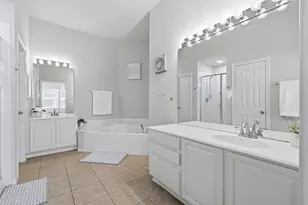 7716 Ravenhill Dr, Frisco, TX 75035 - Photo 19