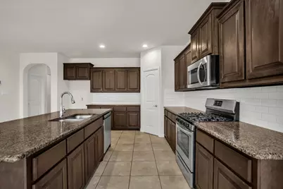 409 Oakbluff Drive, Denton, TX 76210 - Photo 11