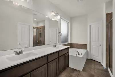 409 Oakbluff Drive, Denton, TX 76210 - Photo 29