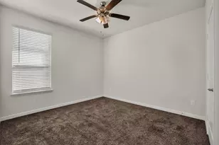 409 Oakbluff Dr, Denton, TX 76210 - Photo 19