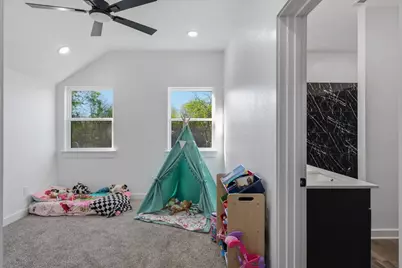 902 N Spring Street, Grand Saline, TX 75140 - Photo 19