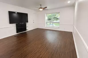 10029 Regal Park Ln, Dallas, TX 75230 - Photo 5